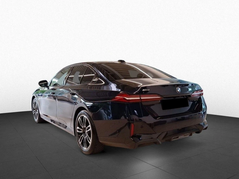 BMW 540 d/xDrive/M-SPORT/CARBON/H&K/360/LED/HEAD UP/SHADOW, снимка 5 - Автомобили и джипове - 52574960