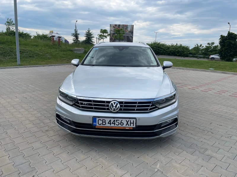 VW Passat R Line - BiTdi, снимка 2 - Автомобили и джипове - 52709820