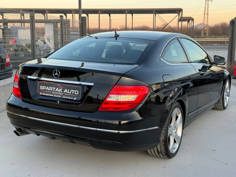 Mercedes-Benz C 220 CDI* AMG Line* 2013г* Топ Състояние* 147.000КМ* , снимка 4 - Автомобили и джипове - 52858750