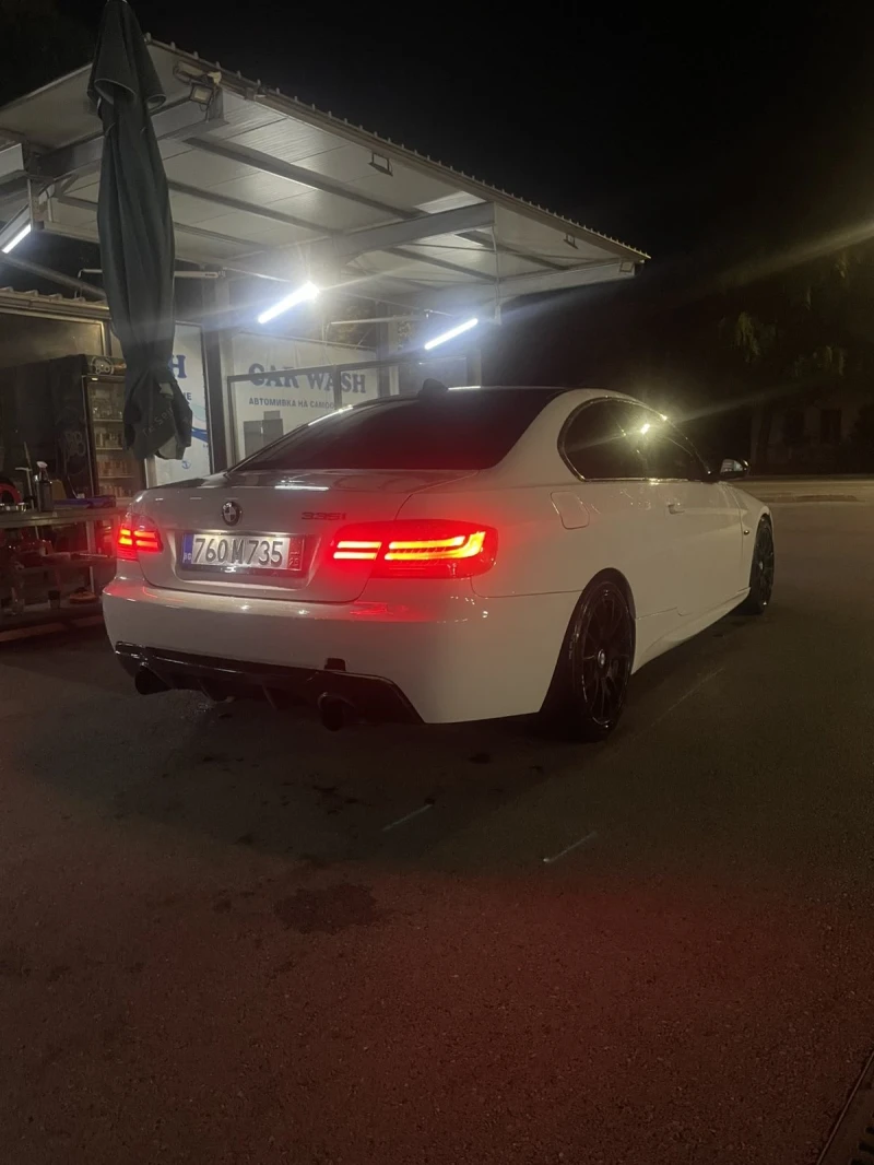 BMW 335, снимка 10 - Автомобили и джипове - 52901216