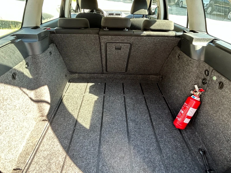 Skoda Octavia 1.6 MPI, снимка 3 - Автомобили и джипове - 53286395