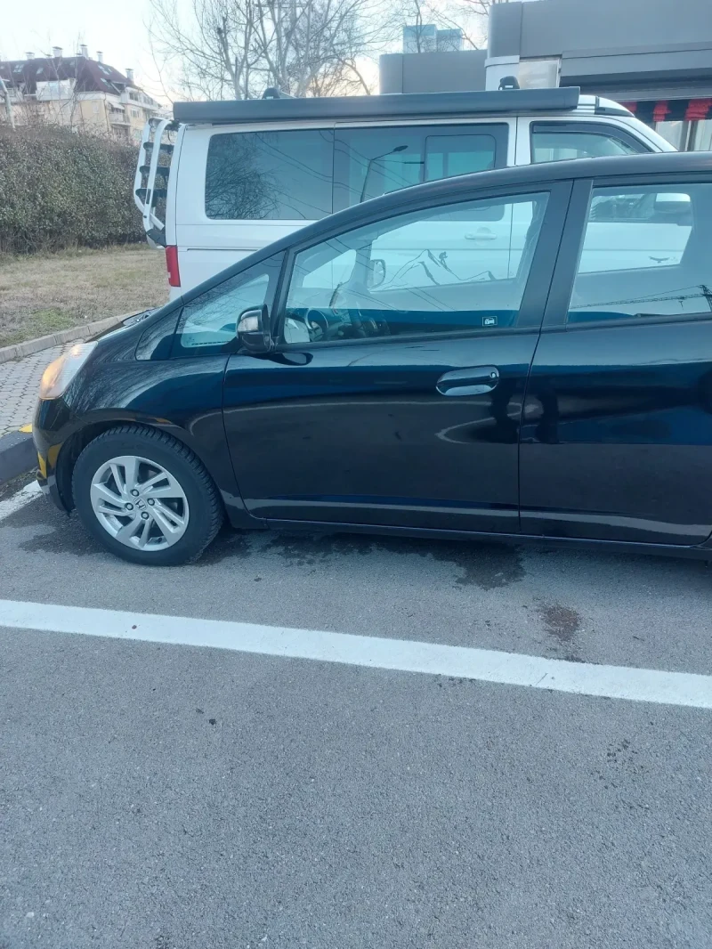 Honda Jazz, снимка 13 - Автомобили и джипове - 53443421