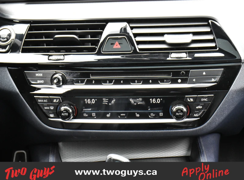 BMW 540 M-Package* CLEAN CARFAX* АвтоКредит * (ЦЕНА ДО БГ), снимка 15 - Автомобили и джипове - 53537448