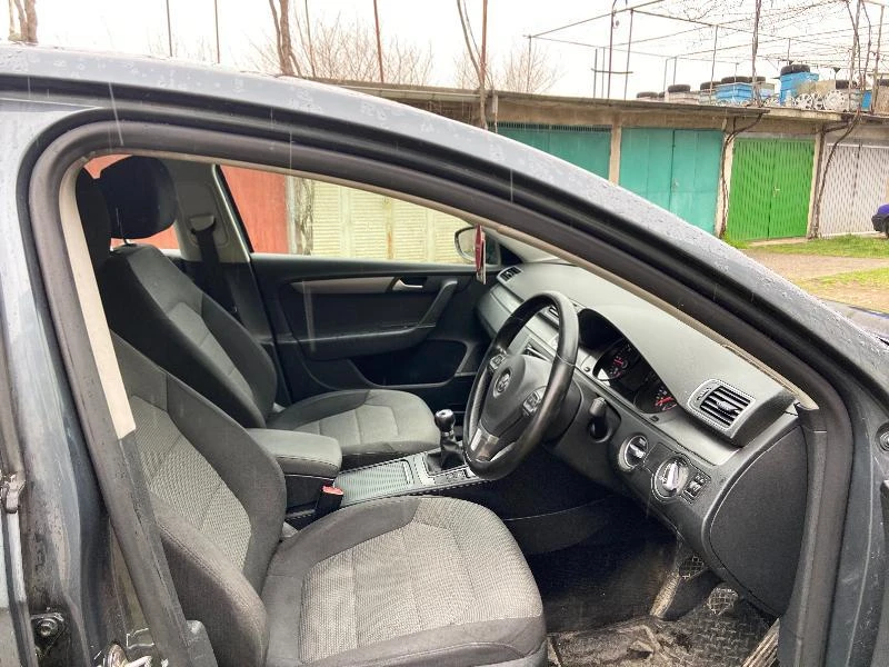 VW Passat 2БР. 2.0TDI CFF, снимка 9 - Автомобили и джипове - 43850572