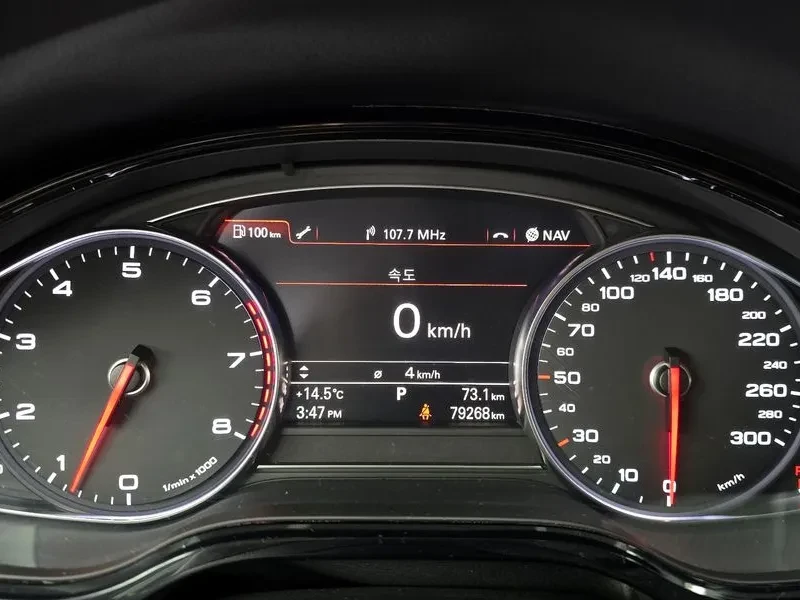 Audi A8 3.0 TFSI Quattro - САМО 30% АВАНС, снимка 8 - Автомобили и джипове - 56219522