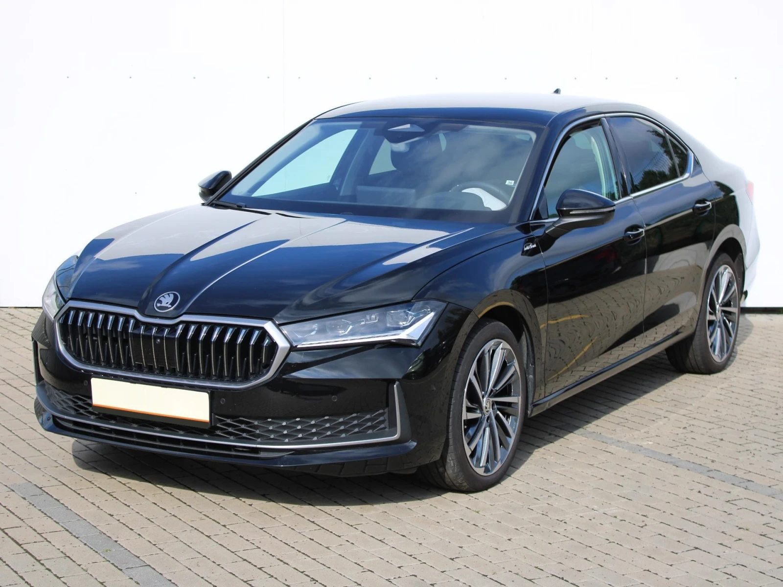 Skoda Superb 2.0 TDI L&K 4x4 , снимка 1