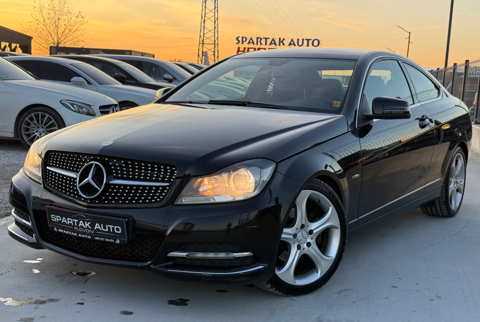 Mercedes-Benz C 220 CDI* AMG Line* 2013г* Топ Състояние* 147.000КМ* , снимка 1