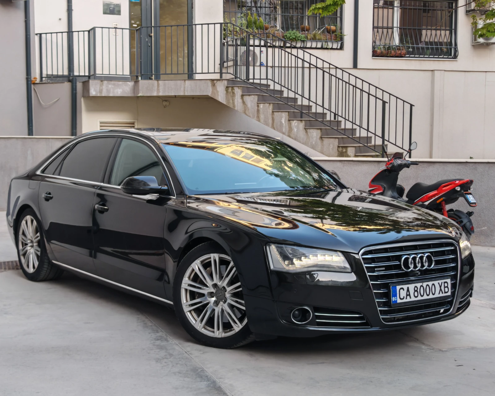 Audi A8 Exclusive  - изображение 2