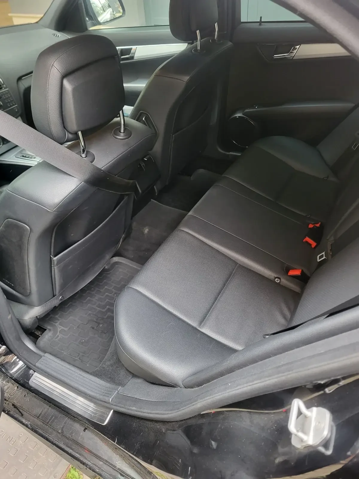 Mercedes-Benz C 300 Mercedes C300 AMG-LPG | Mobile.bg — изображение 11