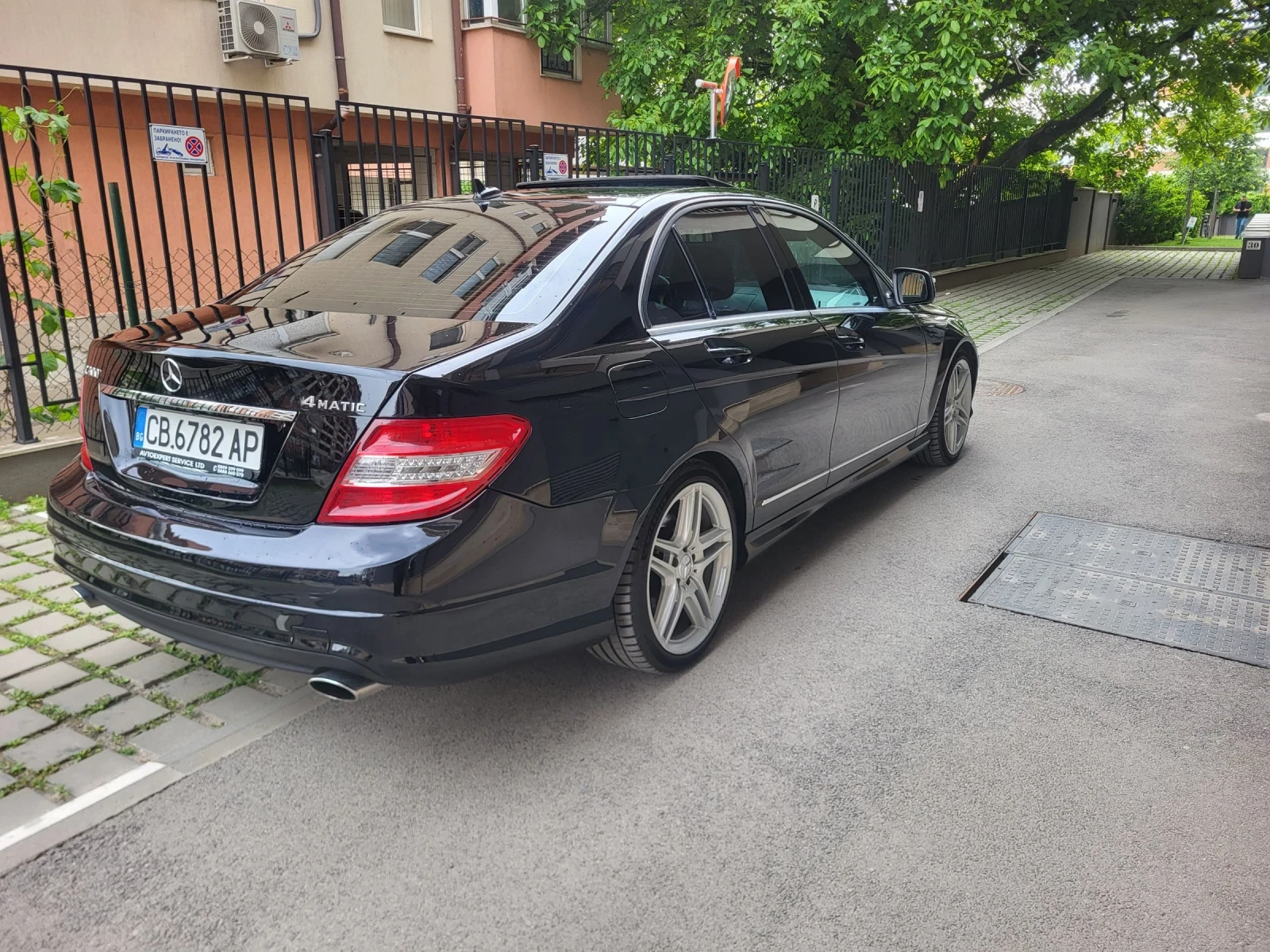 Mercedes-Benz C 300 Mercedes C300 AMG-LPG - изображение 4