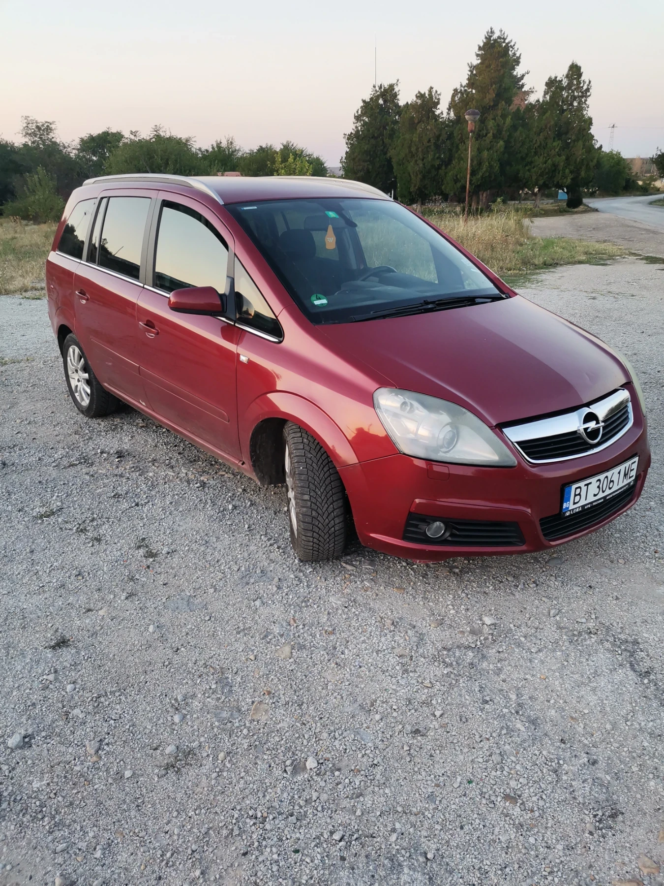 Opel Zafira  - изображение 2