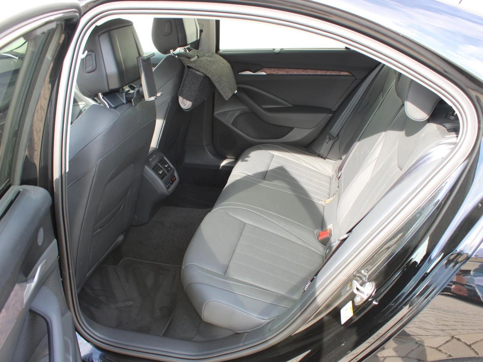 Skoda Superb 2.0 TDI L&K 4x4  | Mobile.bg   11