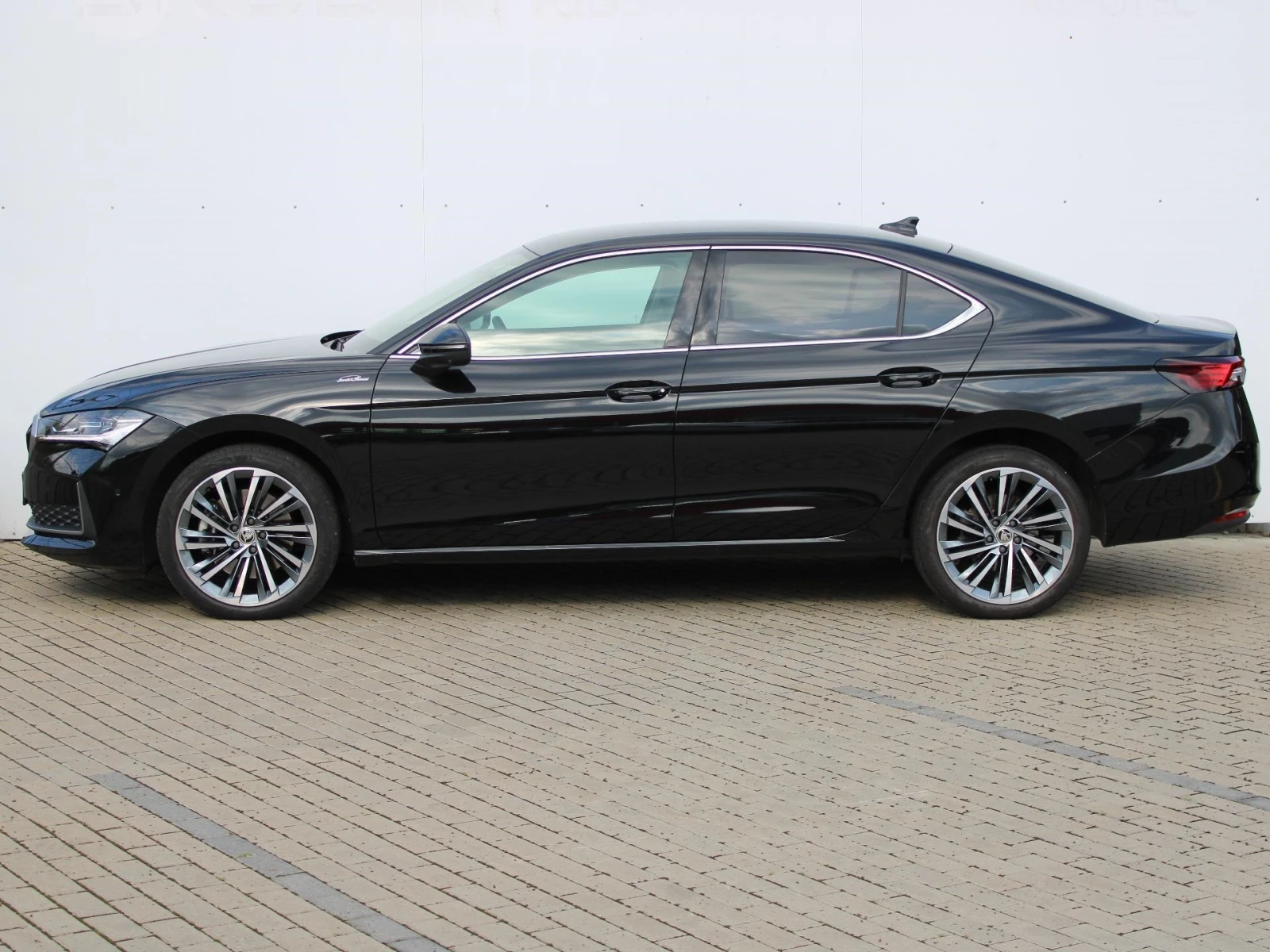 Skoda Superb 2.0 TDI L&K 4x4  | Mobile.bg   3