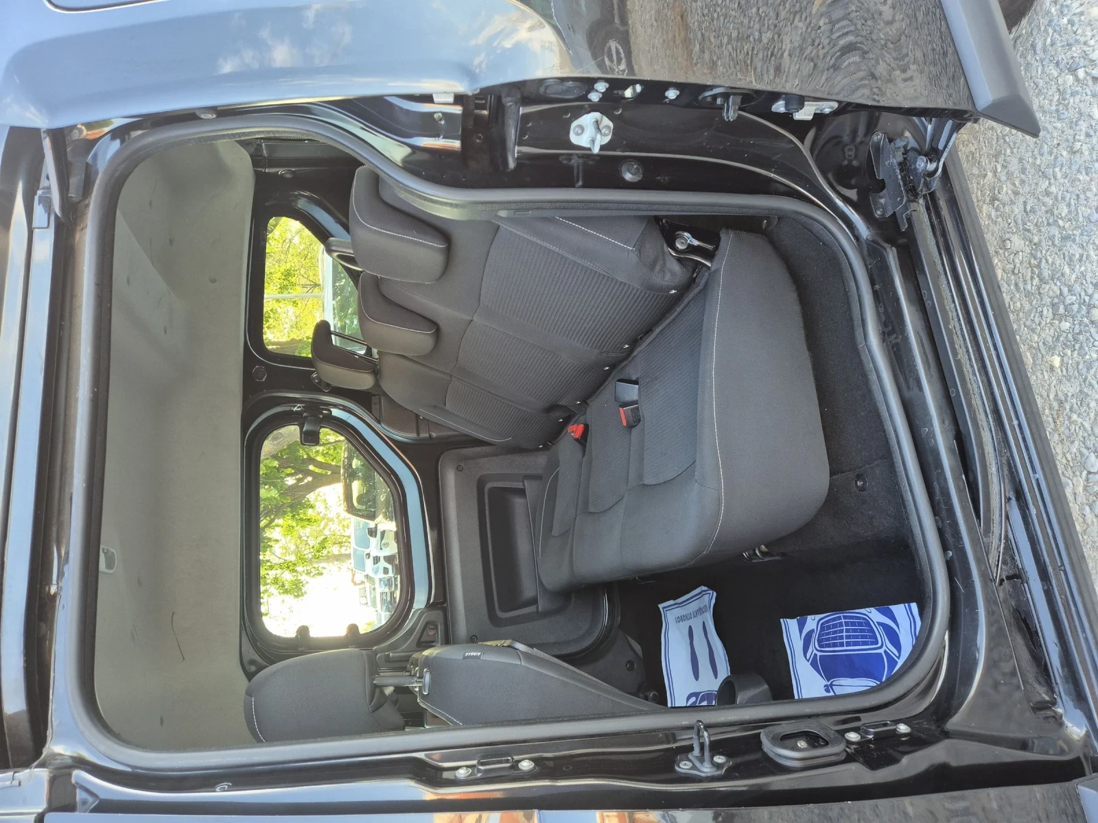 Dacia Dokker 1.6i, снимка 8 - Автомобили и джипове - 52791312