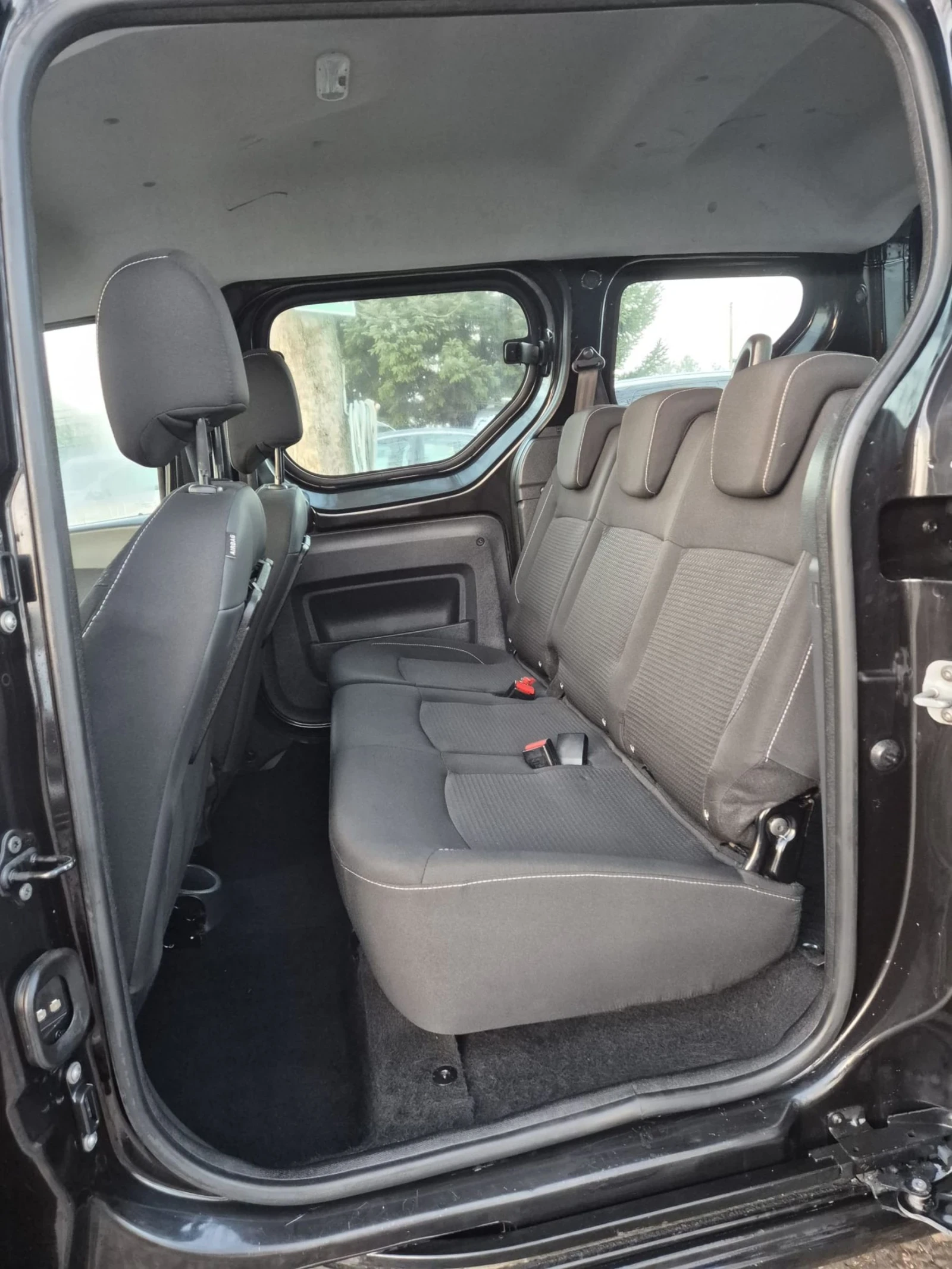 Dacia Dokker 1.6i - изображение 10