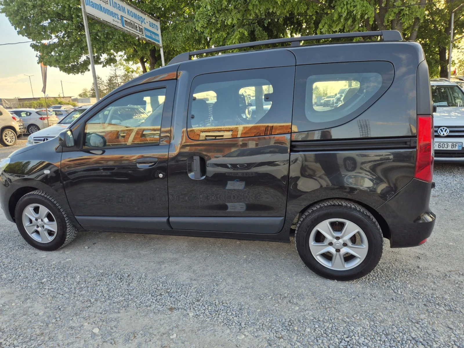 Dacia Dokker 1.6i, снимка 6 - Автомобили и джипове - 52791312