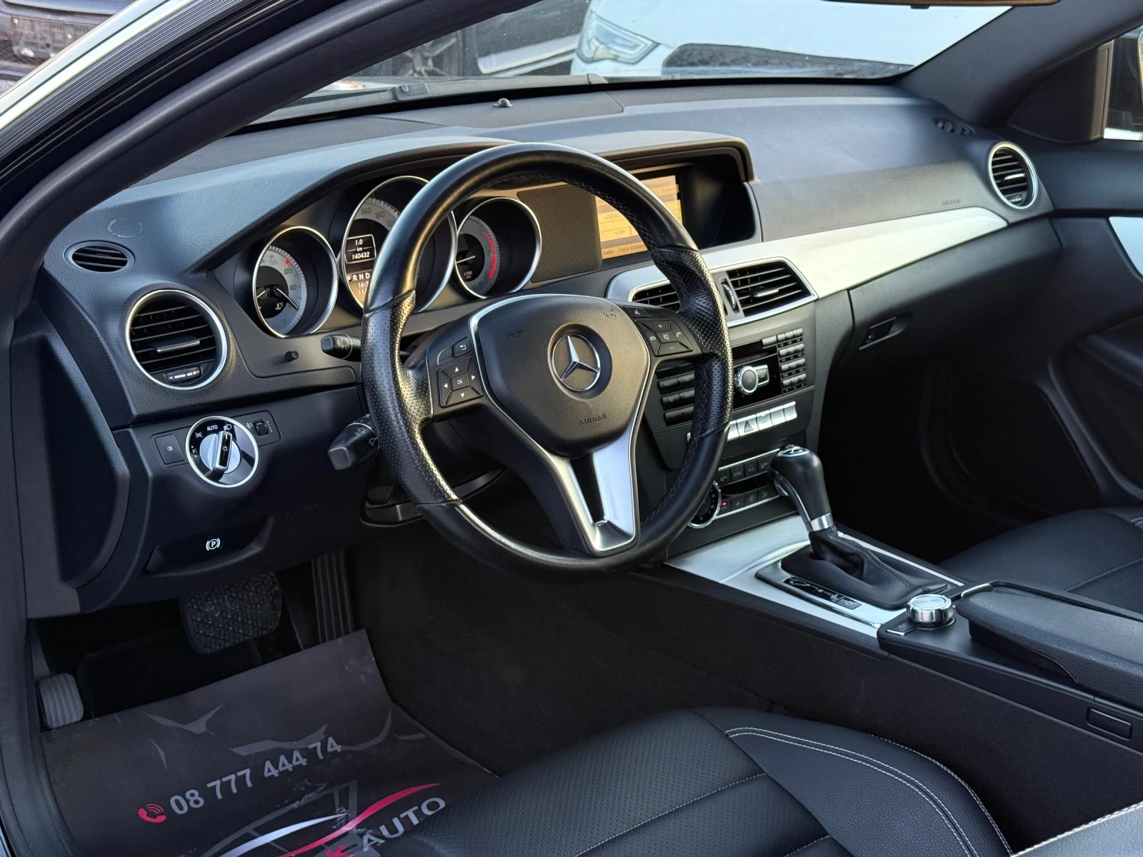 Mercedes-Benz C 220 CDI* AMG Line* 2013г* Топ Състояние* 147.000КМ*  - изображение 7