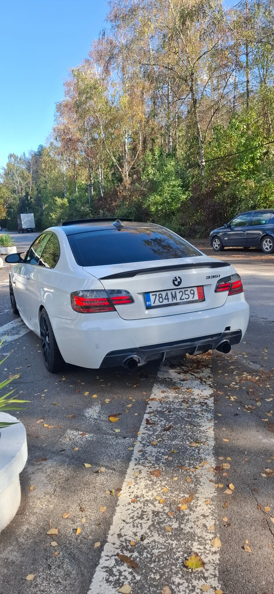 BMW 335  - изображение 2
