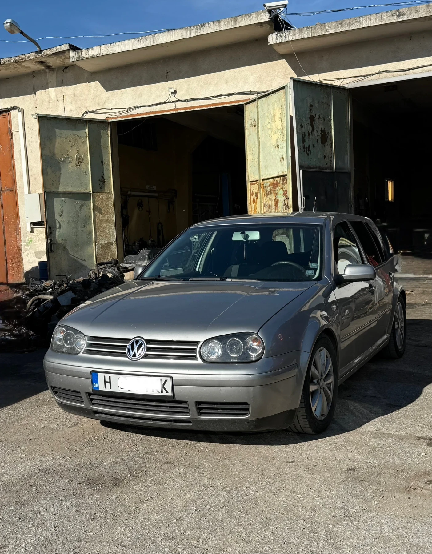 VW Golf 1.6 16v 105к.с - изображение 6