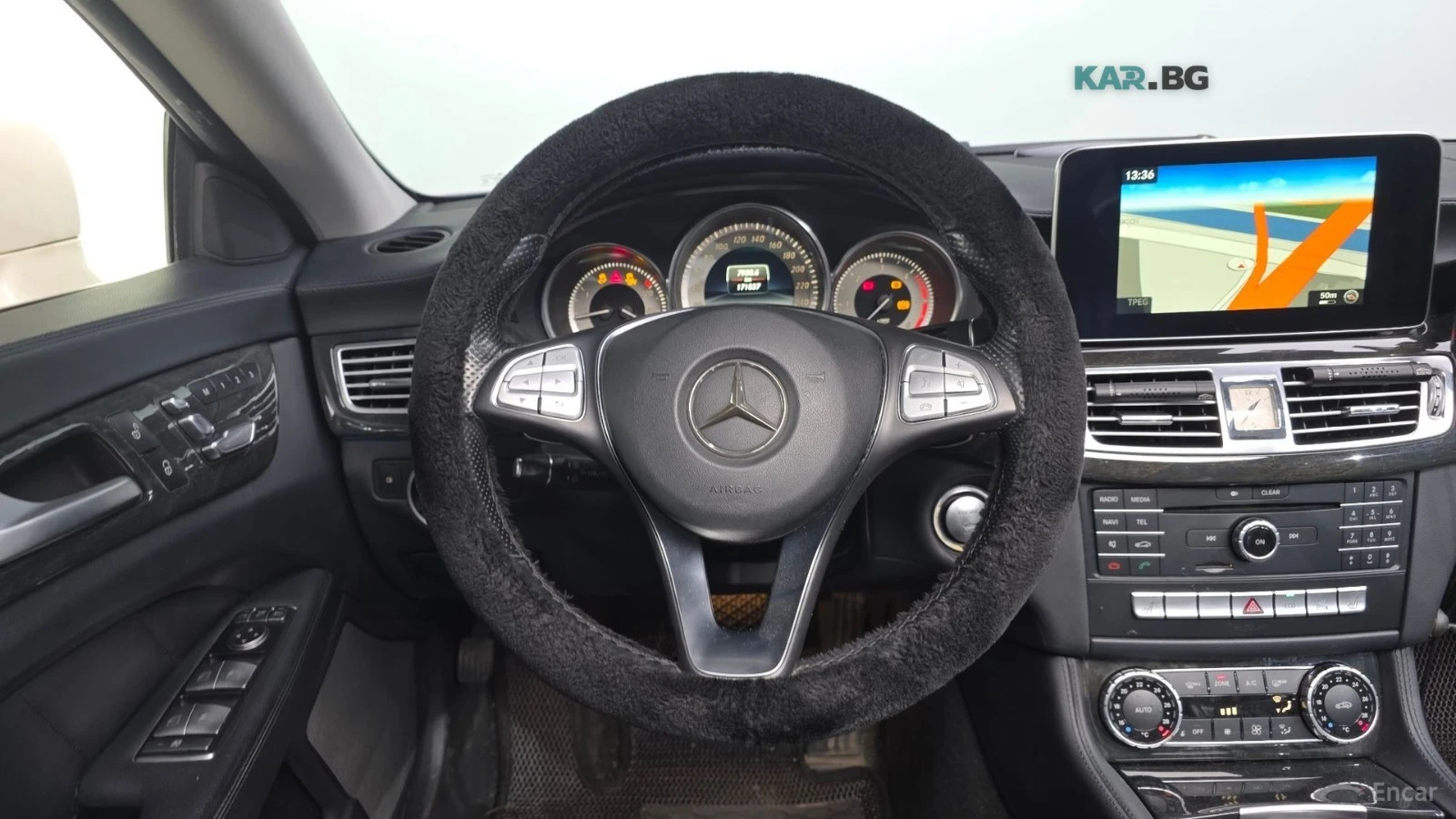 Mercedes-Benz CLS 4MATIC* КОЖА* ПОДГРЕВ* ПАНО* 360 КАМЕРА* , снимка 9 - Автомобили и джипове - 54781212