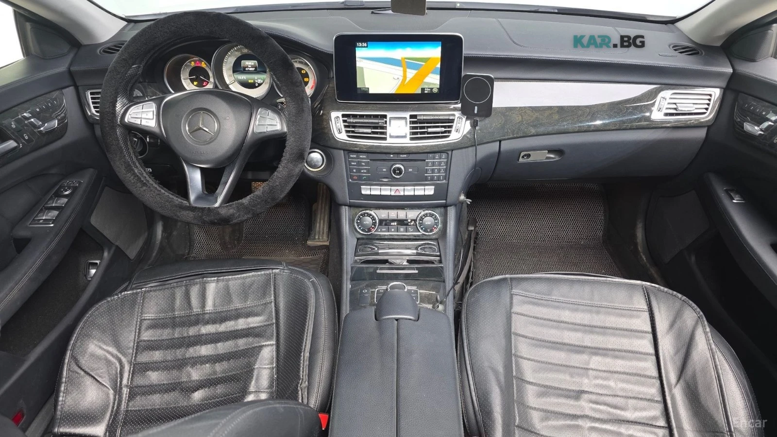 Mercedes-Benz CLS 4MATIC* КОЖА* ПОДГРЕВ* ПАНО* 360 КАМЕРА* , снимка 8 - Автомобили и джипове - 54781212