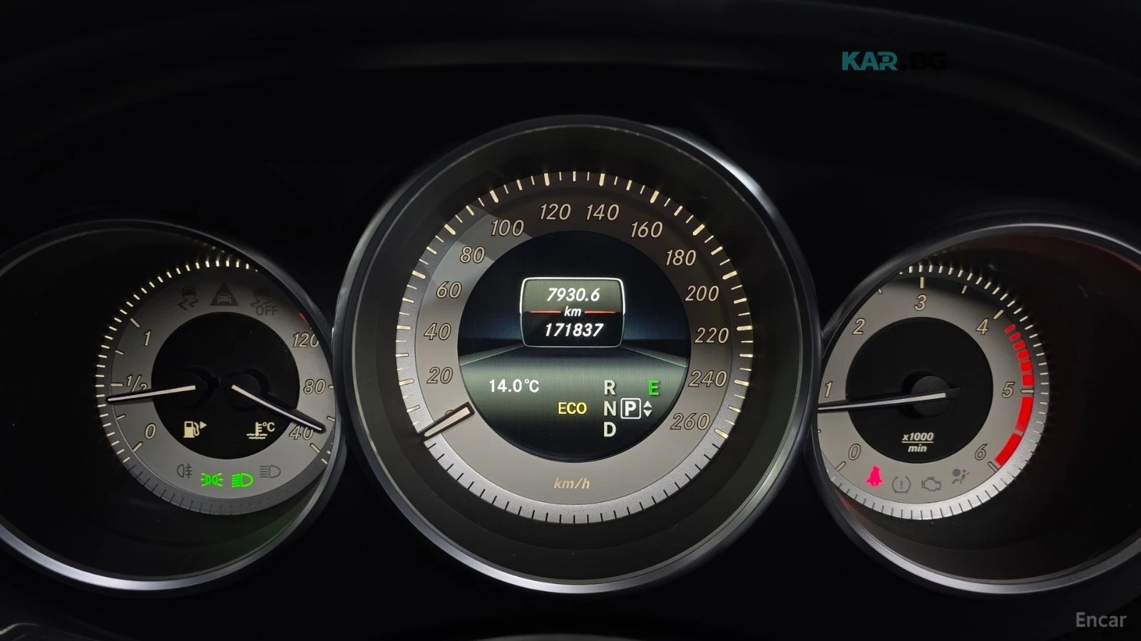 Mercedes-Benz CLS 4MATIC* КОЖА* ПОДГРЕВ* ПАНО* 360 КАМЕРА* , снимка 10 - Автомобили и джипове - 54781212