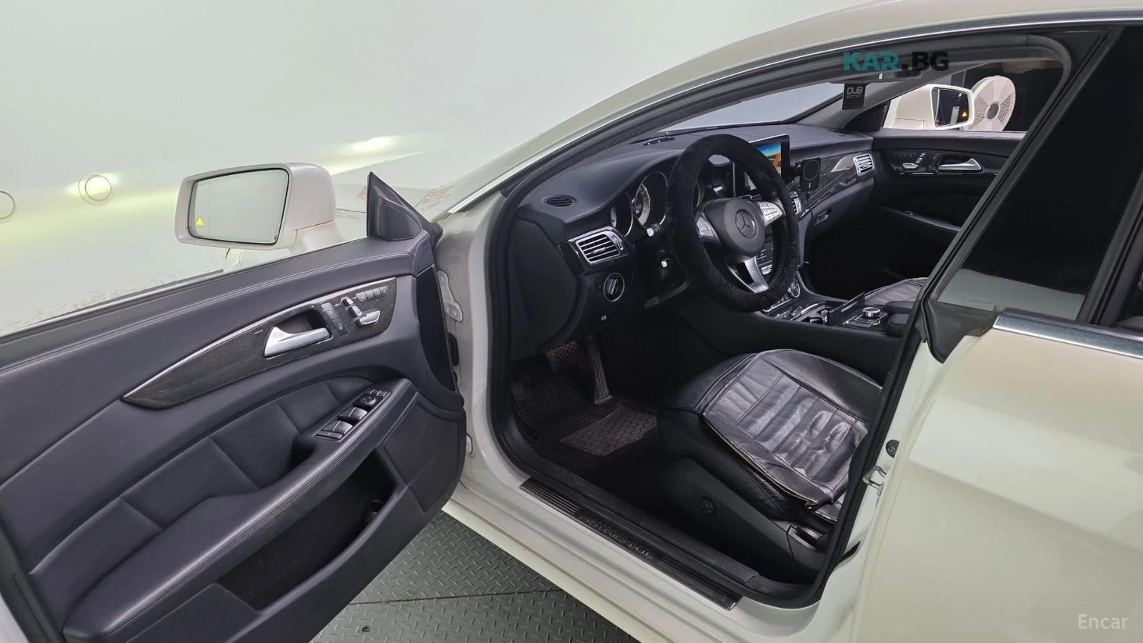 Mercedes-Benz CLS 4MATIC* КОЖА* ПОДГРЕВ* ПАНО* 360 КАМЕРА* , снимка 7 - Автомобили и джипове - 54781212
