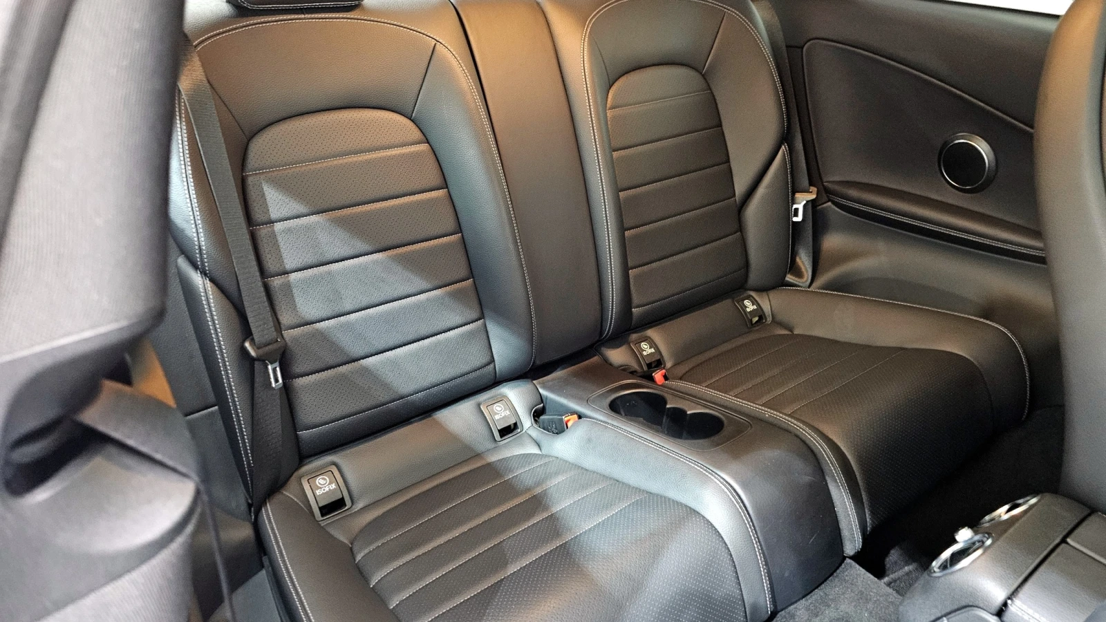Mercedes-Benz C 200 AMG line/Head up//Подгрев/ПАНО/ЛЕНТИ, снимка 12 - Автомобили и джипове - 55009672