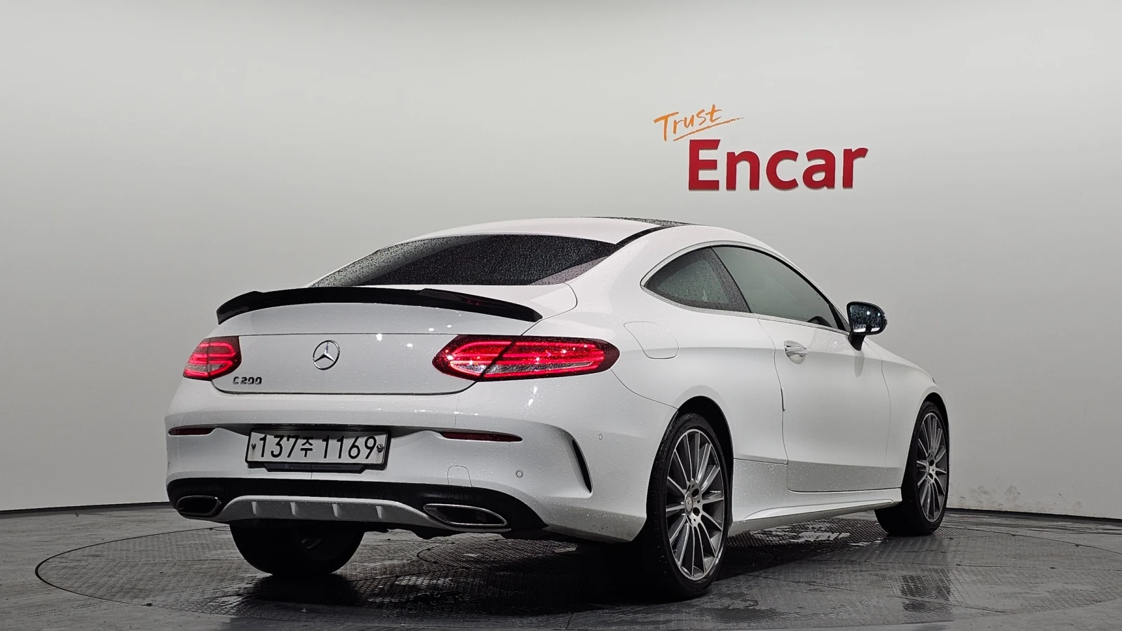 Mercedes-Benz C 200 AMG line/Head up//Подгрев/ПАНО/ЛЕНТИ, снимка 2 - Автомобили и джипове - 55009672