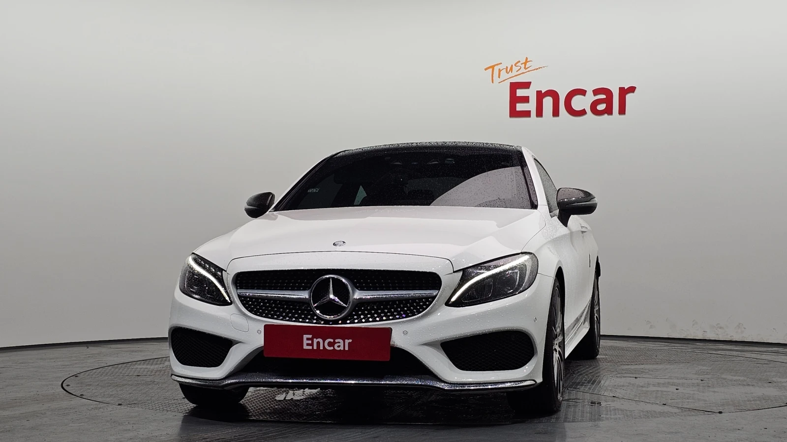 Mercedes-Benz C 200 AMG line/Head up//Подгрев/ПАНО/ЛЕНТИ, снимка 3 - Автомобили и джипове - 55009672