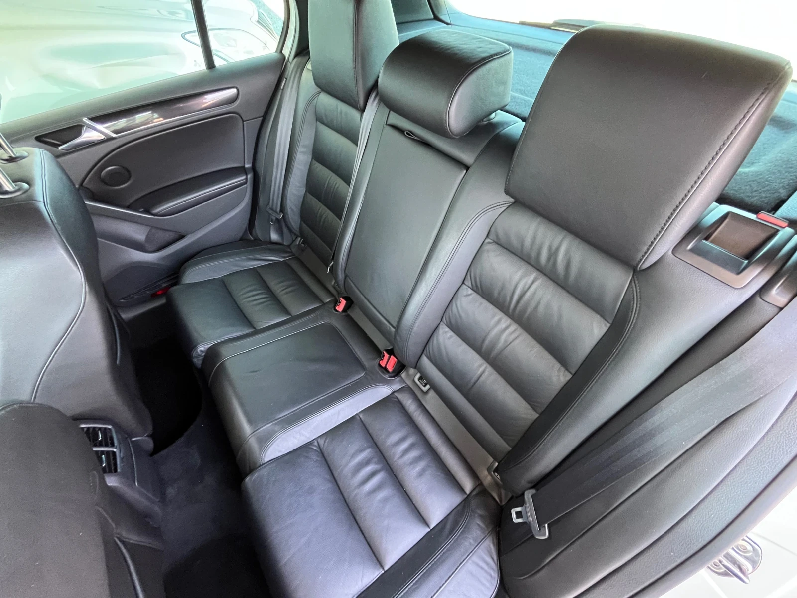 VW Golf 2.0 GTD/DSG, снимка 10 - Автомобили и джипове - 55351076