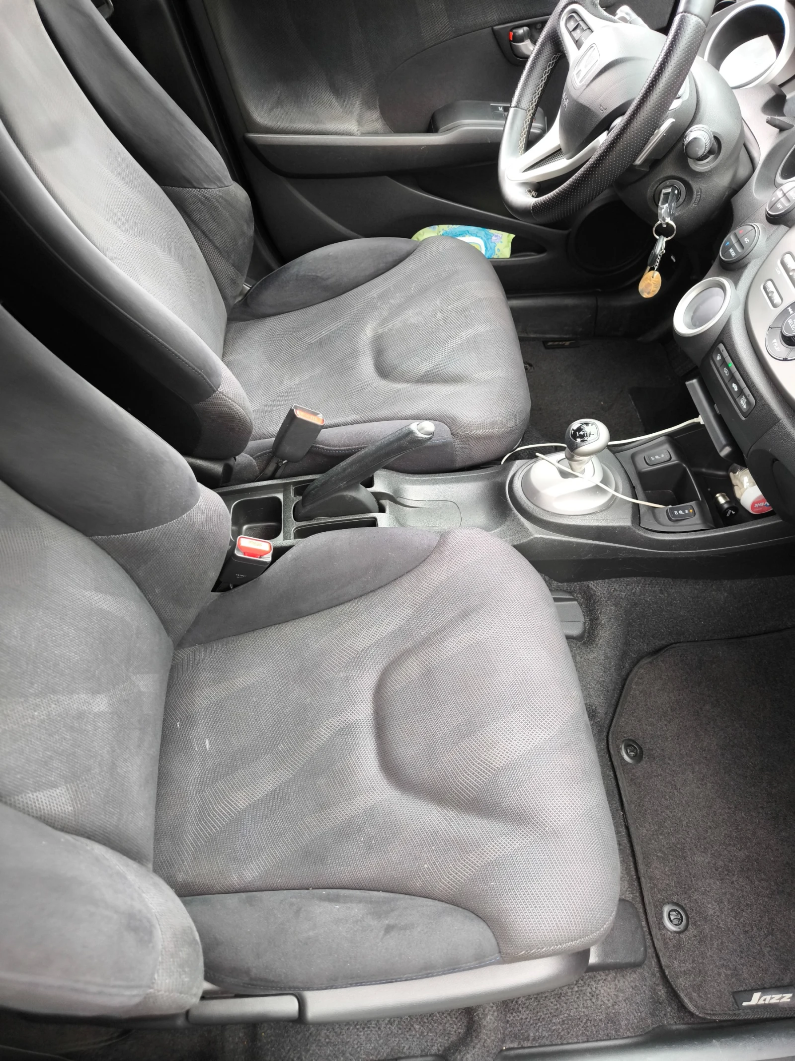 Honda Jazz, снимка 7 - Автомобили и джипове - 55406355