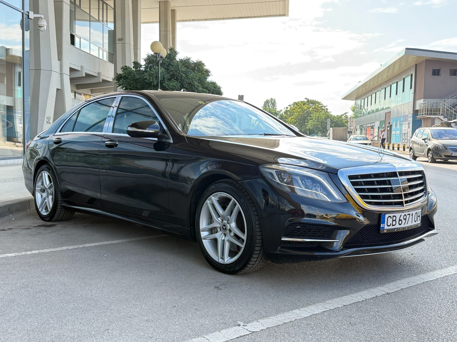 Mercedes-Benz S 350 CDI Long 6 МЕСЕЦА ГАРАНЦИЯ/AMG 258к.с. Дистроник, снимка 6 - Автомобили и джипове - 55501637