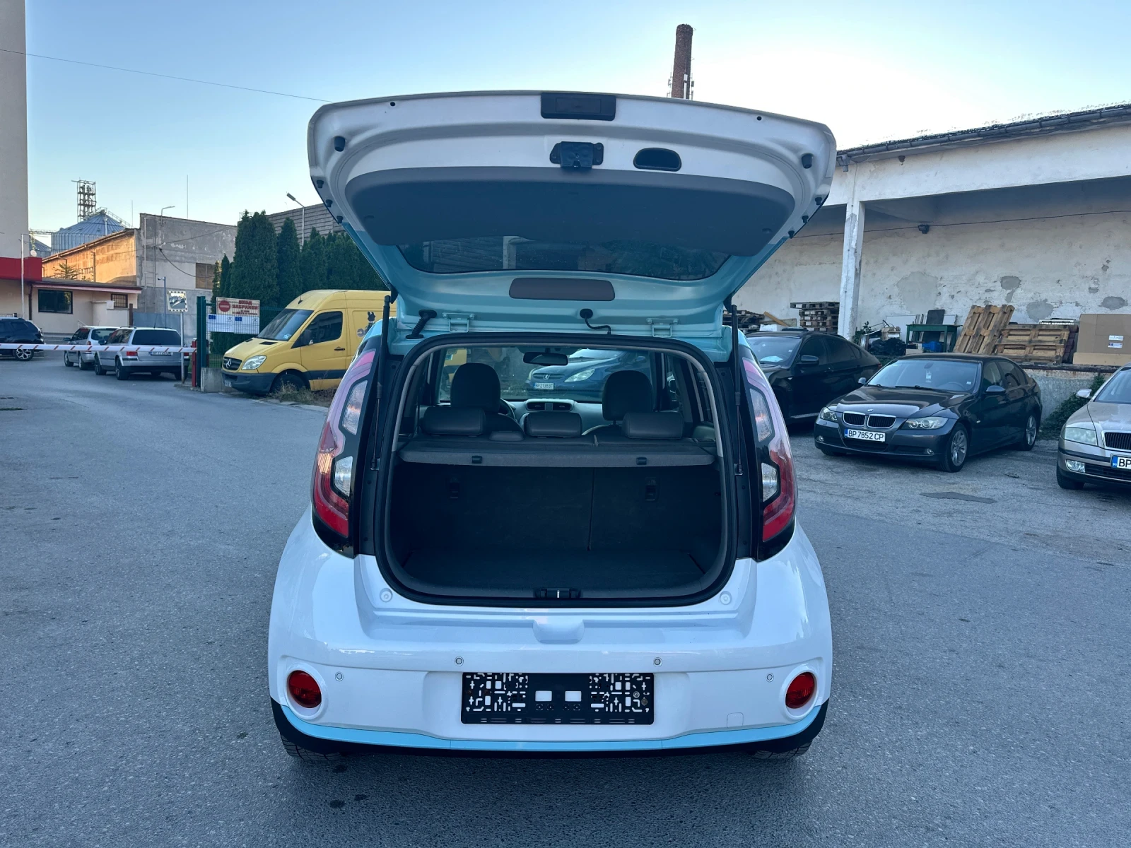 Kia Soul ECO ELECTRIC , снимка 17 - Автомобили и джипове - 56111437