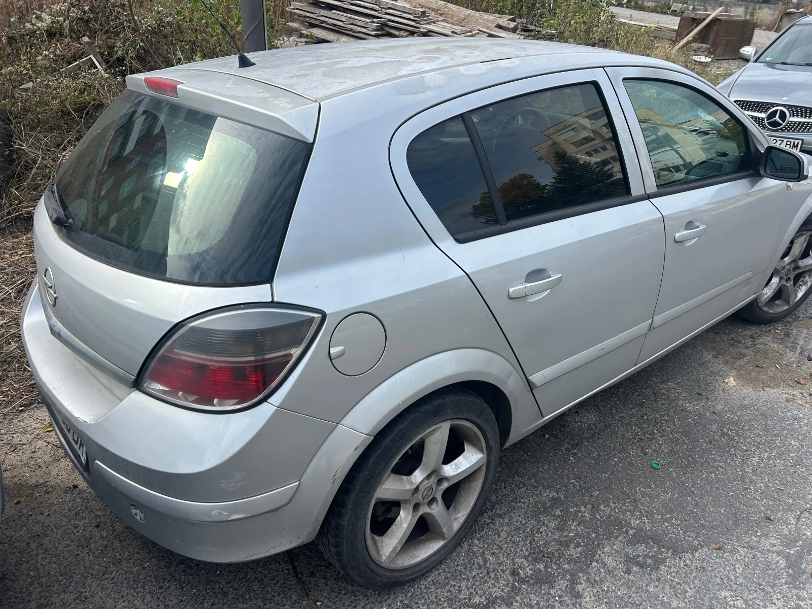 Opel Astra H, снимка 3 - Автомобили и джипове - 56747075