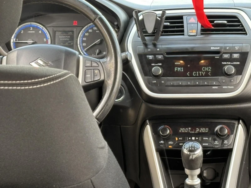 Suzuki SX4 S-Cross, снимка 3 - Автомобили и джипове - 45406047