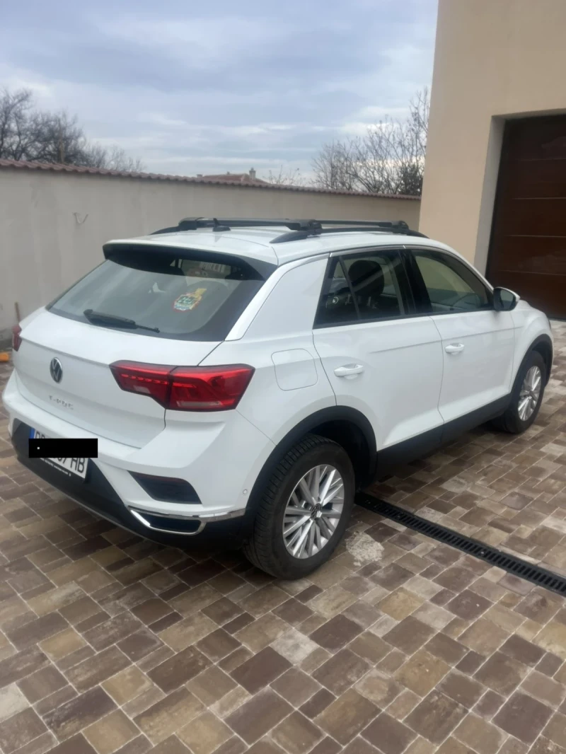 VW T-Roc, снимка 9 - Автомобили и джипове - 48360892