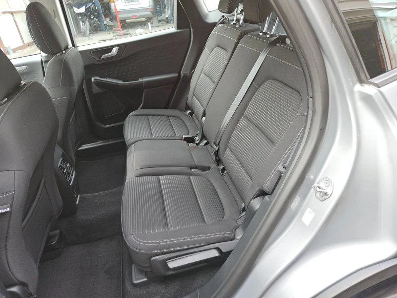 Ford Kuga 1.5TDCI/BLACK FRIDAY/TITANIUM/CARPLAY/LED/NAVI, снимка 16 - Автомобили и джипове - 52146037