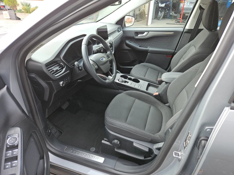 Ford Kuga 1.5TDCI/BLACK FRIDAY/TITANIUM/CARPLAY/LED/NAVI, снимка 9 - Автомобили и джипове - 52146037