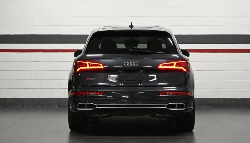 Audi SQ5 PROMO* MATRIX* 360* PANO* KEYLESS* ОБДУХ, снимка 4 - Автомобили и джипове - 52739831