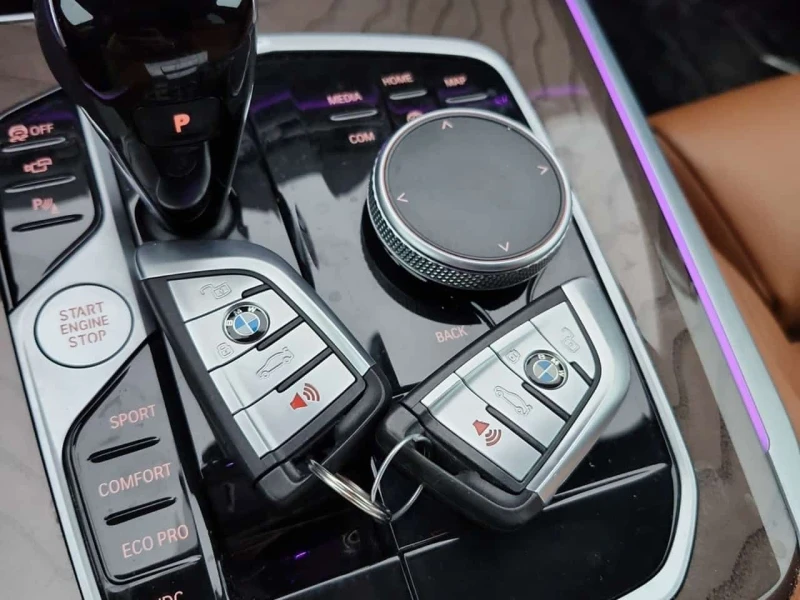 BMW X5 XDRIVE40I| PANO| 360 КАМЕРИ| 2 КЛЮЧА| CARFAX , снимка 9 - Автомобили и джипове - 53563434