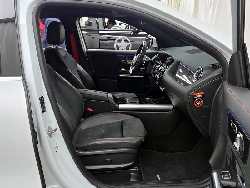 Mercedes-Benz GLA 45 AMG 2.0 139980 306 hp Automatic, снимка 8 - Автомобили и джипове - 55790564