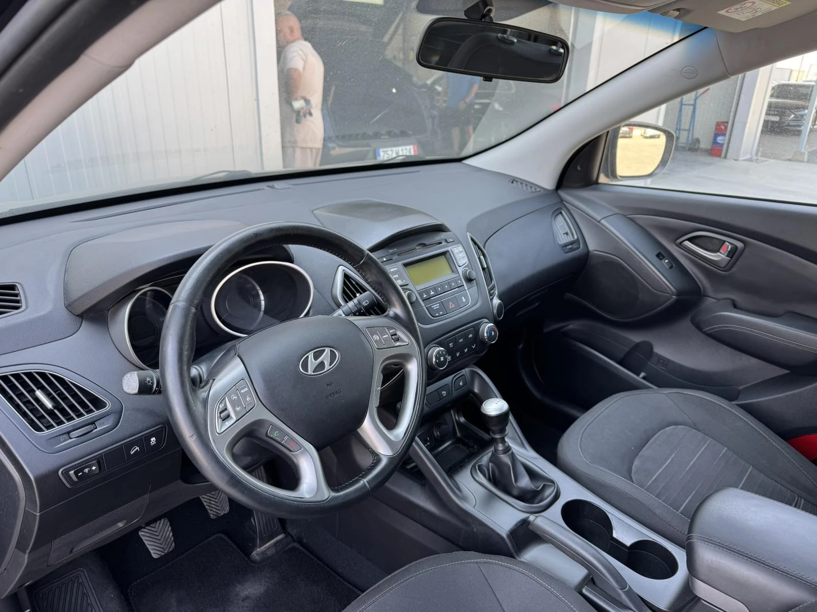 Hyundai IX35 D* 1.7* 116ps* 6ск* 161хл.к Климатроник* Парктрони - изображение 9