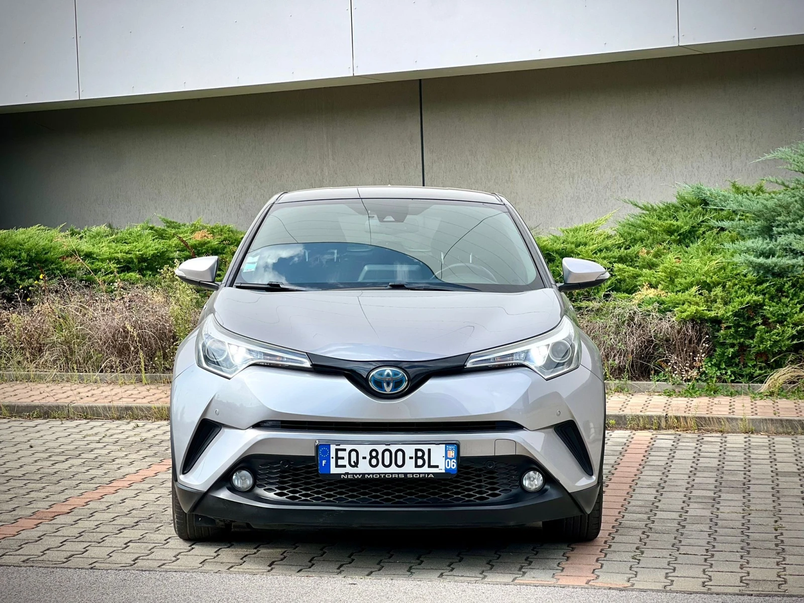 Toyota C-HR 1.8HYBRID Лизинг през Уникредит по 365 лева - изображение 2