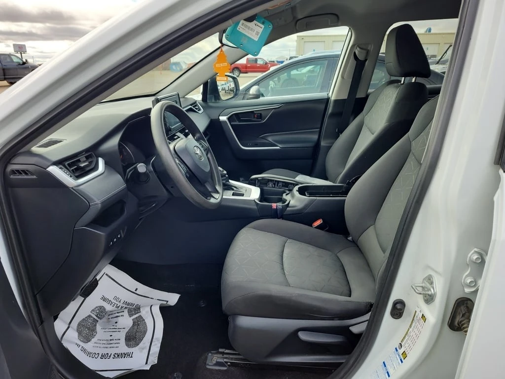 Toyota Rav4 * LE * CARFAX * БЕЗ ПЪРВОНАЧАЛНА ВНОСКА - изображение 5