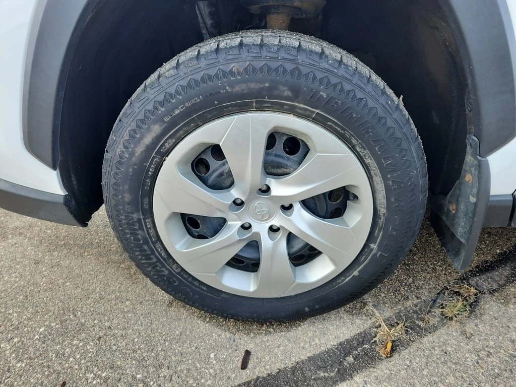 Toyota Rav4 * LE * CARFAX * БЕЗ ПЪРВОНАЧАЛНА ВНОСКА - изображение 6