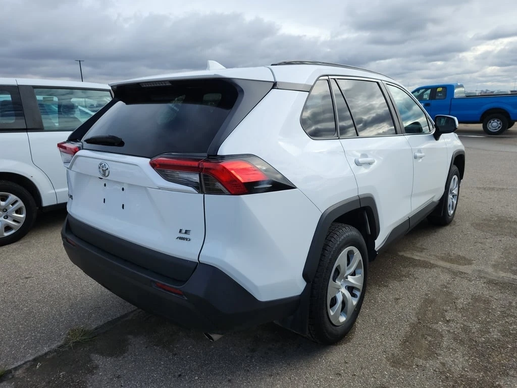 Toyota Rav4 * LE * CARFAX * БЕЗ ПЪРВОНАЧАЛНА ВНОСКА - изображение 3