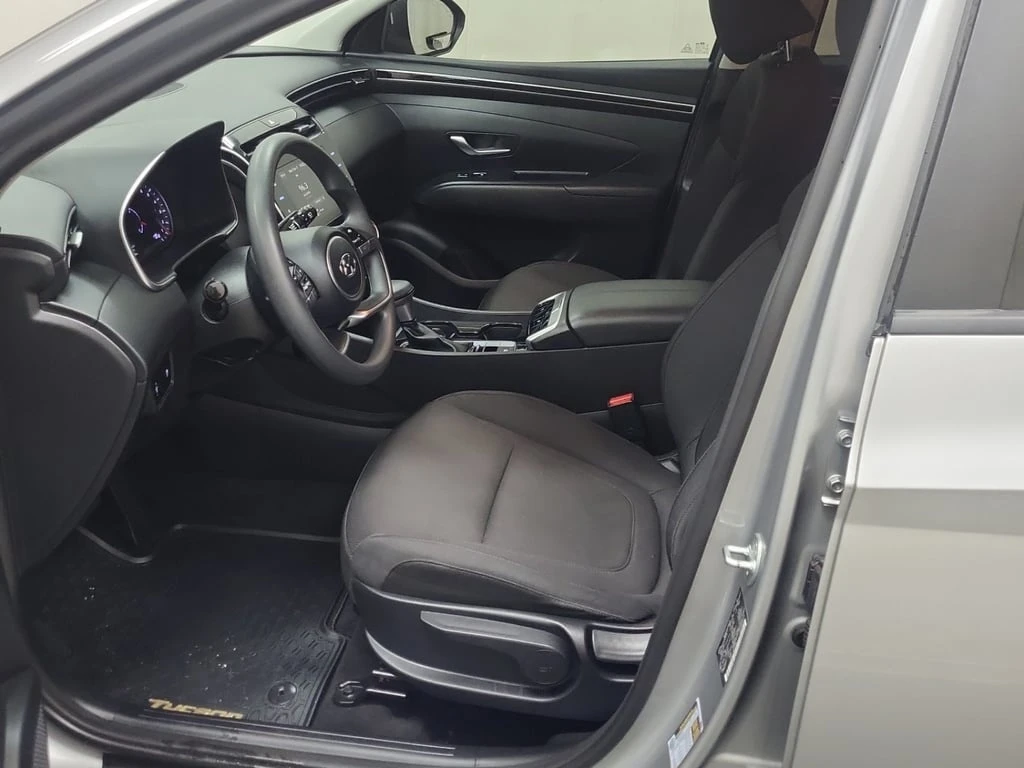 Hyundai Tucson * ESSENTIAL * CARFAX * ЦЕНА ДО БЪЛГАРИЯ - изображение 10