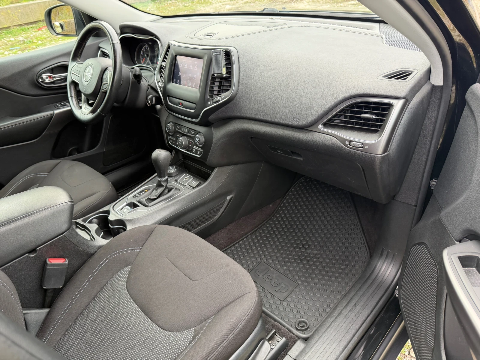 Jeep Cherokee | Mobile.bg   10