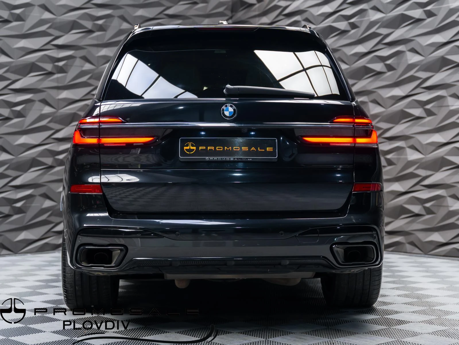 BMW X7 XDRIVE* M-PACK* H&K* 360* Pano* HUD* Подгрев* Кожа - изображение 2